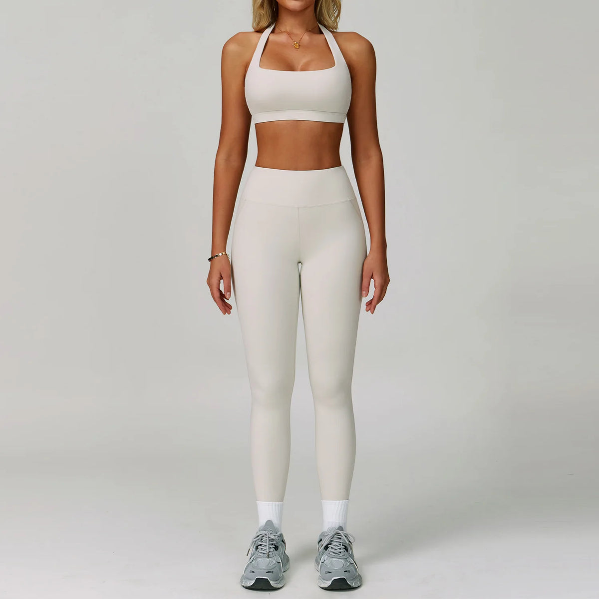 Seamless 2-Piece Women’s Yoga & Fitness Set