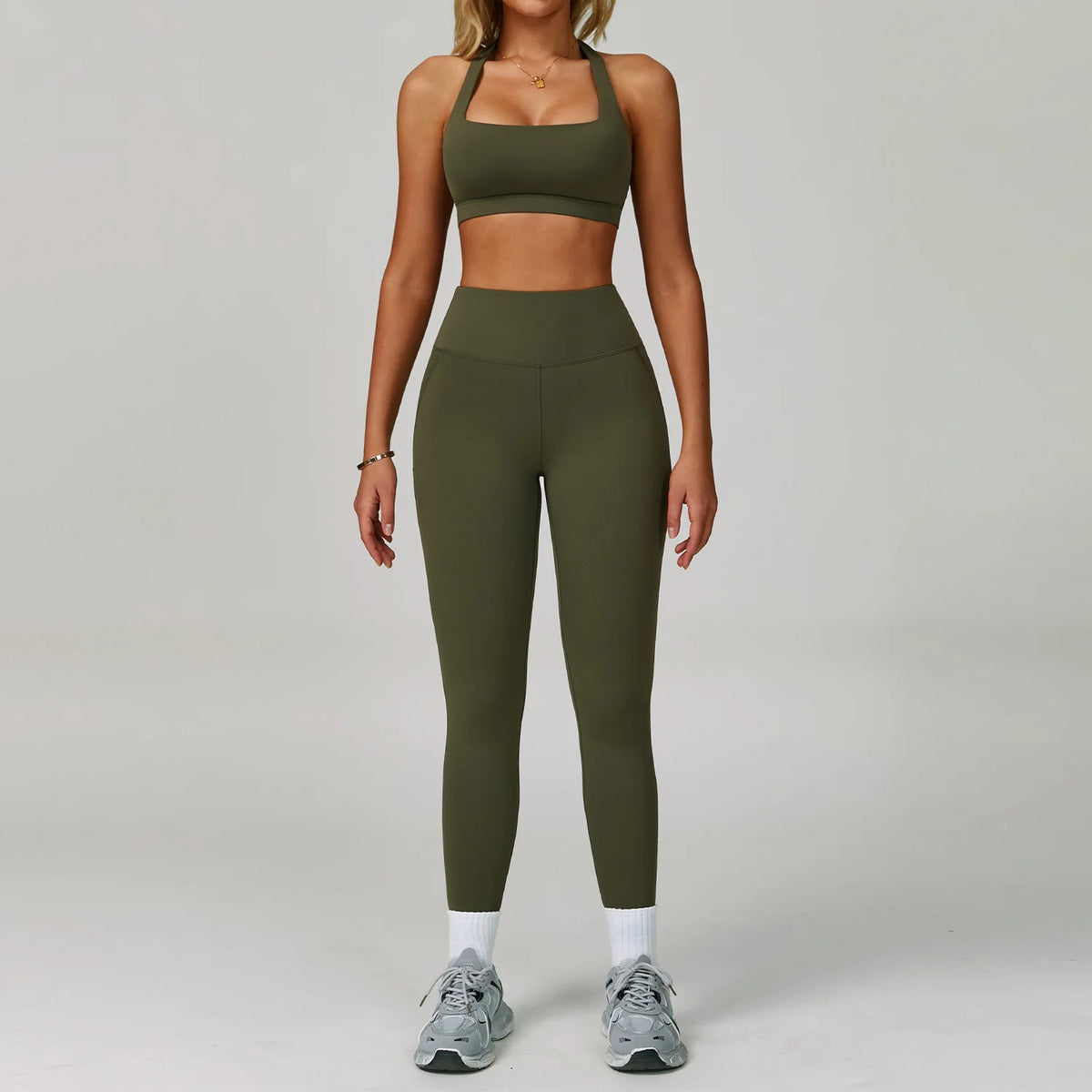 Seamless 2-Piece Women’s Yoga & Fitness Set