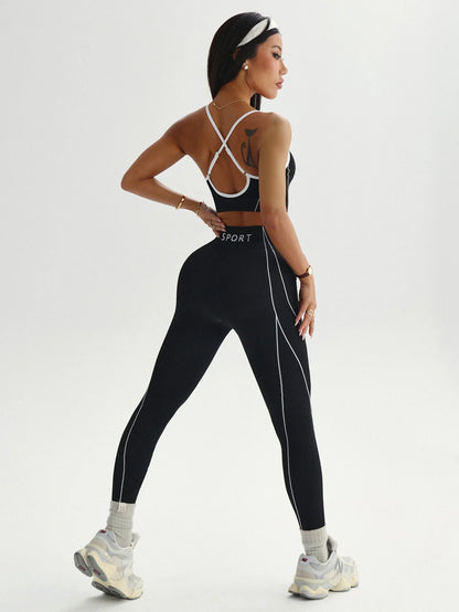 Women's 2-Piece Seamless Gym & Yoga Set | High-Waisted Leggings & Sports Bra Activewear (Black)