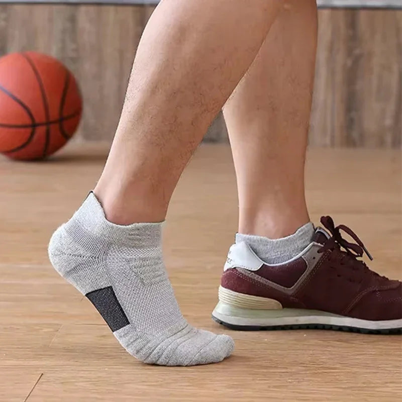 Men’s Anti-Slip Sports Socks – Breathable Comfort for Football & Training