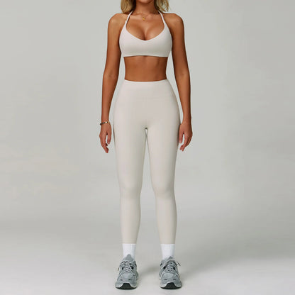 Seamless 2-Piece Women’s Yoga & Fitness Set